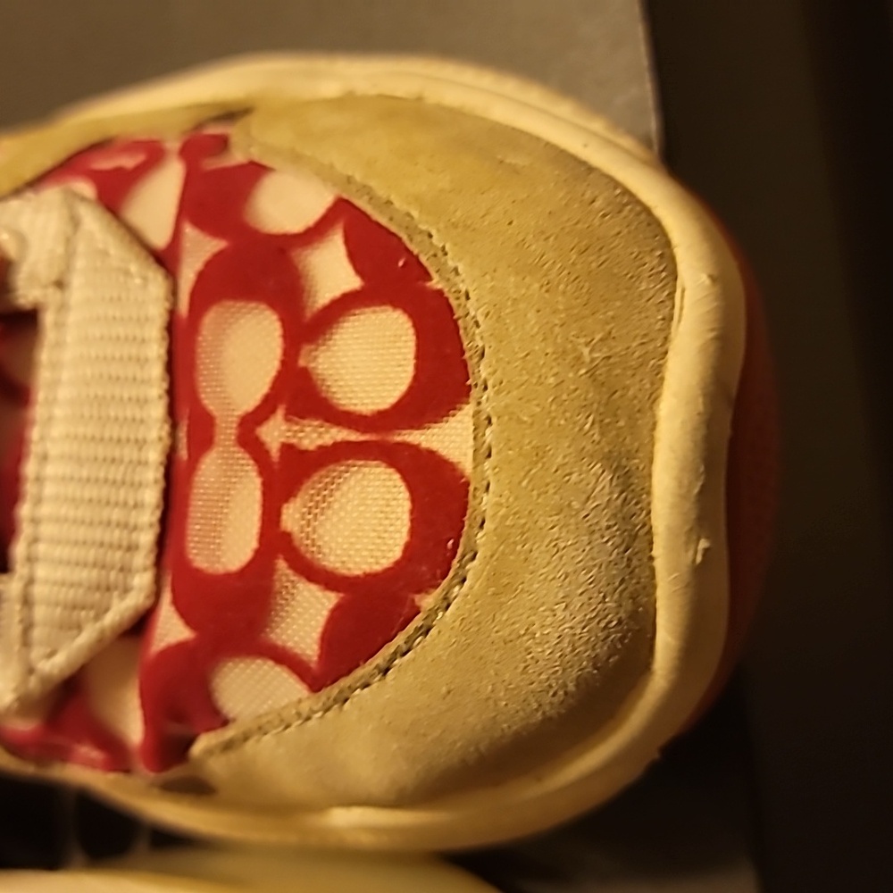 Geniune used Coach sneakers - Picture 8 of 9